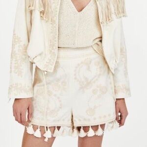 Zara Tassel Boho Embroidered High Waist Shorts in Cream - M